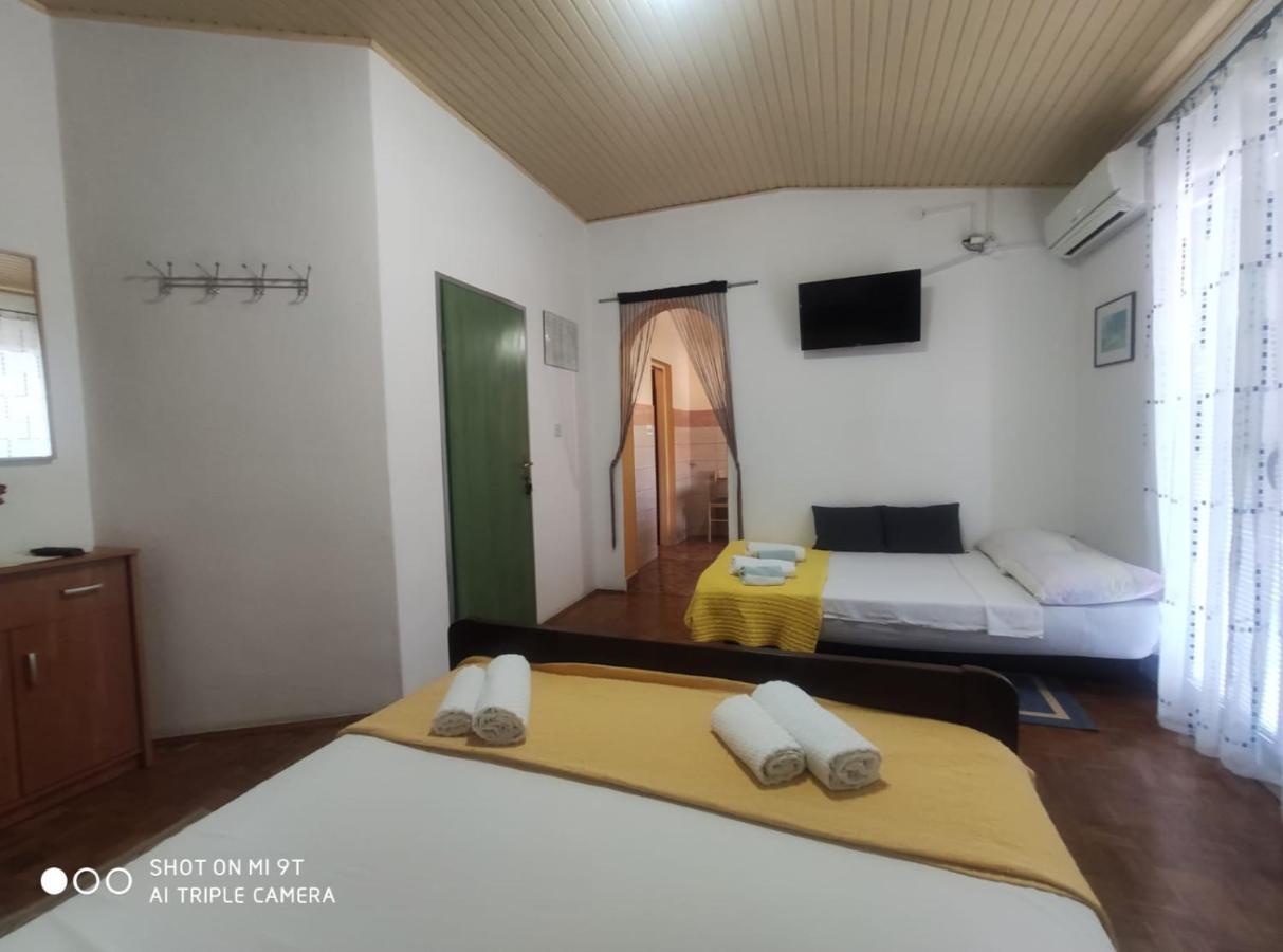 Svajka Apartment *